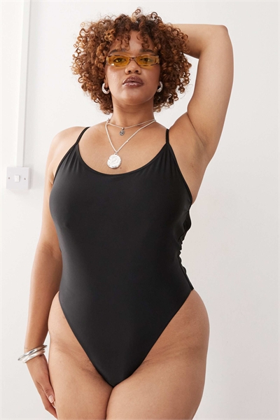 Купальник с закруглённой спинкой артикул 140142773