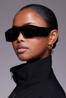 Квадратные солнцезащитные очки Moschino артикул 155015973