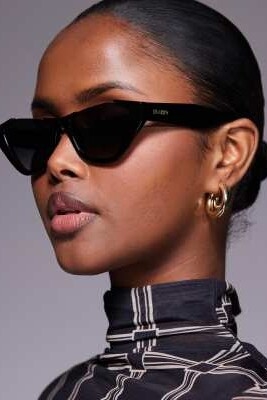 Солнцезащитные очки Moschino в форме кошачьих глаз артикул 155016004