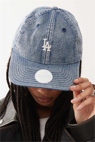 Женская бейсболка LA Dodgers 9twenty с мини-логотипом и свободной посадкой артикул 152195791