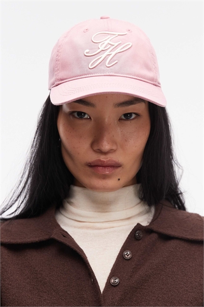 Кепка с вышитым логотипом артикул 151484999