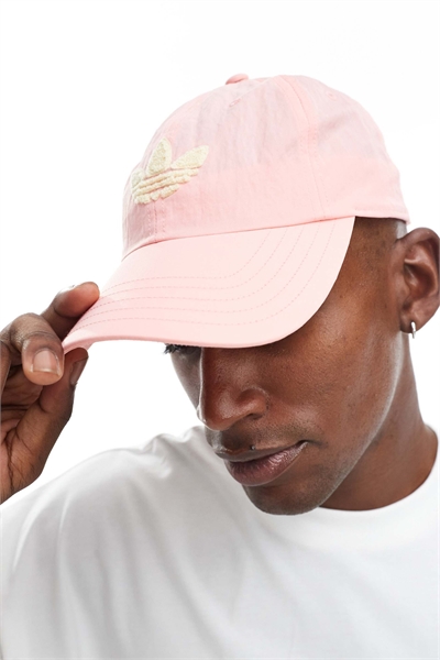 Бейсболка артикул 139923409