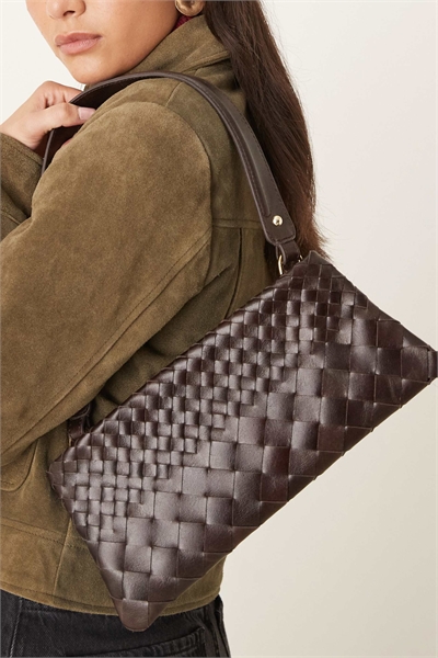 Сумка через плечо с кожаным плетением артикул 151667839