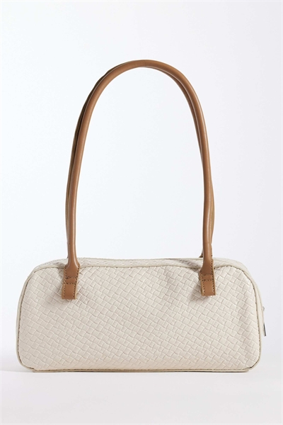 Удлиненная сумка через плечо из плетеной рафии с деталями из искусственной кожи артикул 151096062
