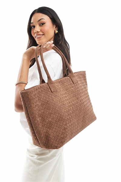 Большая плетеная сумка через плечо из искусственной замши артикул 140657629