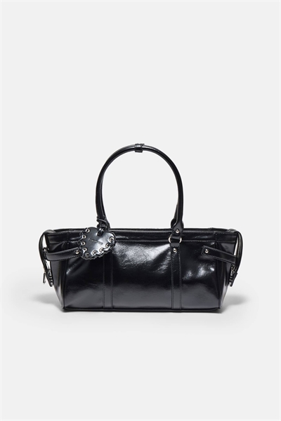 Сумка через плечо с декором в виде сердца артикул 155663839