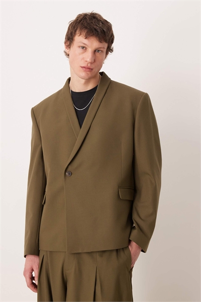 Двубортный пиджак-шаль прямого кроя артикул 152709823