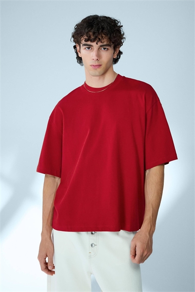 Футболка прямого кроя с короткими рукавами артикул 155657180