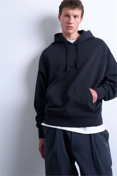 Толстовка свободного кроя из плотной ткани артикул 144908029