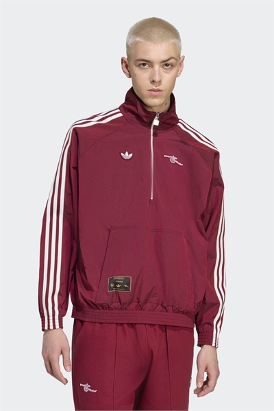 Куртка с полузастежкой-молнией «Арсенал» с изображением легендарных игроков артикул 151718016