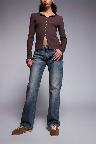 Джинсы с низкой посадкой и логотипом в виде алмаза артикул 153280533