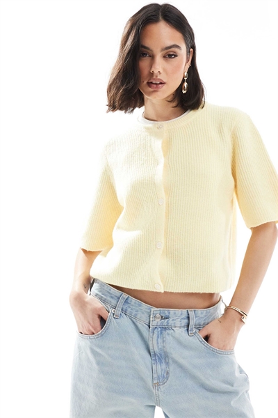 Мягкий вязаный кардиган с короткими рукавами артикул 141186196