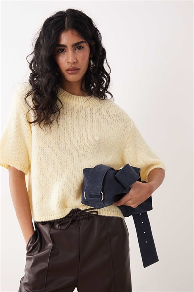 Свитер с короткими рукавами из трикотажа артикул 152323147