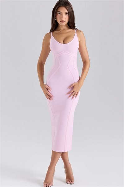 Платье-бандаж средней длины в форме песочных часов, нежно-розового цвета артикул 149518445
