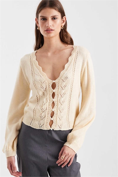 Свитер с ажурной вязкой и элементами из искусственного жемчуга артикул 151864505