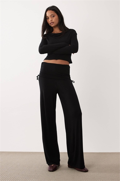 Брюки с отворотами и рюшами co-ord артикул 155423849