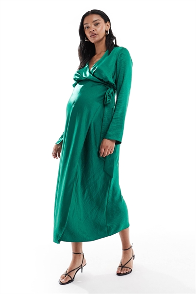 ASOS DESIGN: Платье-миди из атласа с длинными рукавами и запахом для беременных артикул 149930084