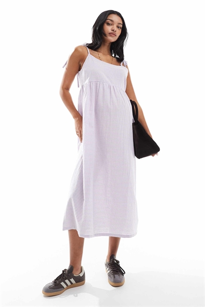 Хлопковое платье Mamalicious Maternity средней длины в сиреневом клетчатом узоре артикул 141271788