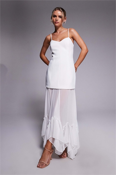 Свадебное макси-платье с тонкими бретелями и прозрачным подолом в виде треугольника артикул 153280160