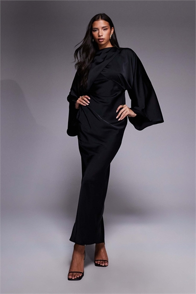 Макси-платье с косым кроем из атласа с «крыльями» спереди артикул 152560950