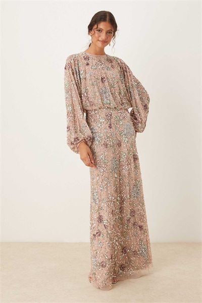 Макси-платье с круглым вырезом и длинными рукавами, украшенное декоративными элементами артикул 149394559