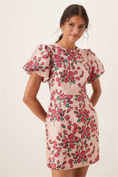 Мини-платье с цветочным принтом и короткими рукавами-буф артикул 149255089