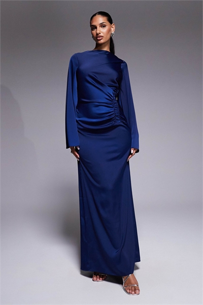 Макси-платье с расклешенными рукавами и сборками на талии артикул 152560942