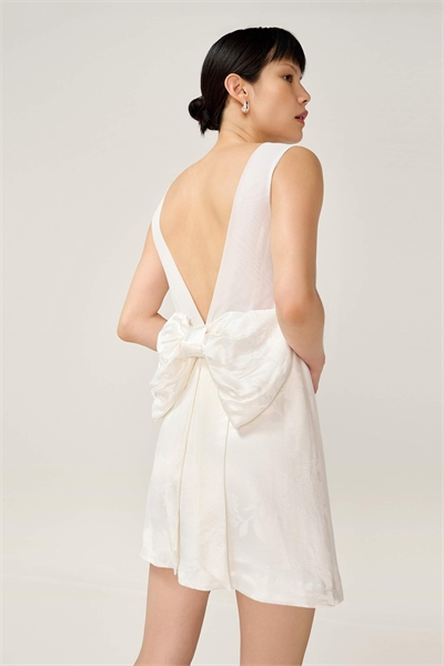 Платье Bowlyn: свадебное мини-платье из вискозы с цветочным жаккардовым принтом артикул 153610541