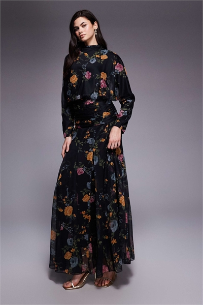 Макси-платье с шифоновой вставкой на талии и годетами артикул 153565128