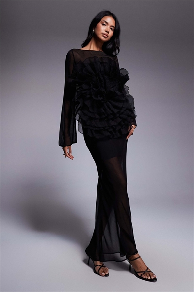 Прозрачное макси-платье с длинными рукавами и лифом с объемными цветочными оборками артикул 148290300