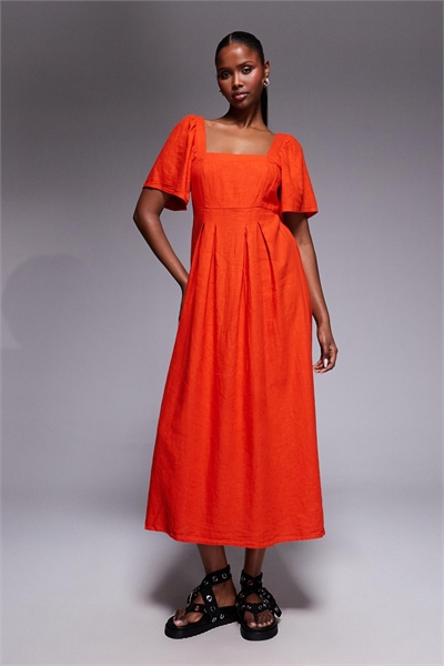 Льняное платье-миди с сборками красного цвета артикул 155527708