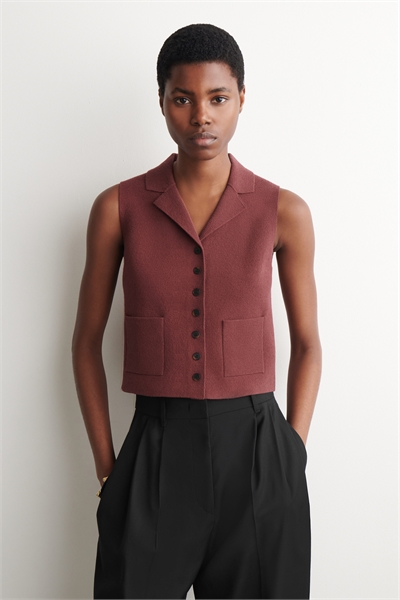 Жилет из букле-трикотажа артикул 1329858002