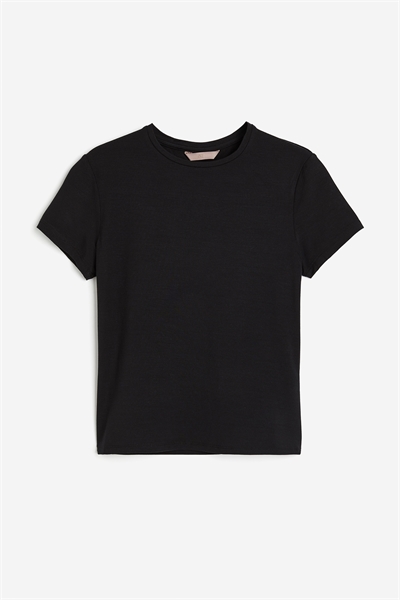 Приталенная футболка артикул 1236109002