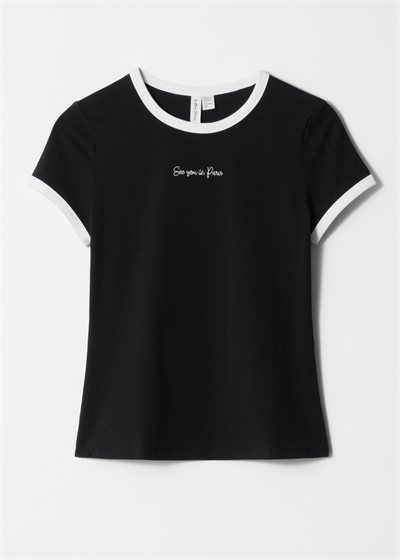 Футболка с вышивкой артикул 1262802005