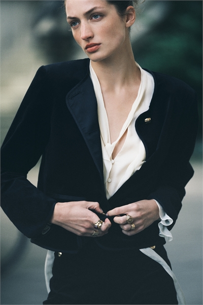 Бархатный жакет артикул 1307753001