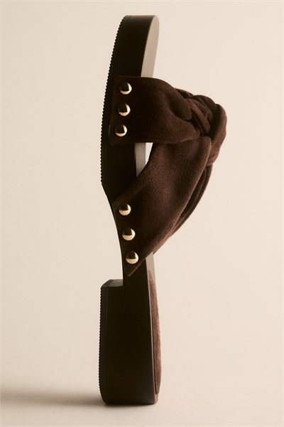 Сандалии из замши артикул 1320678001