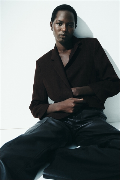 Короткий блейзер артикул 1323638001