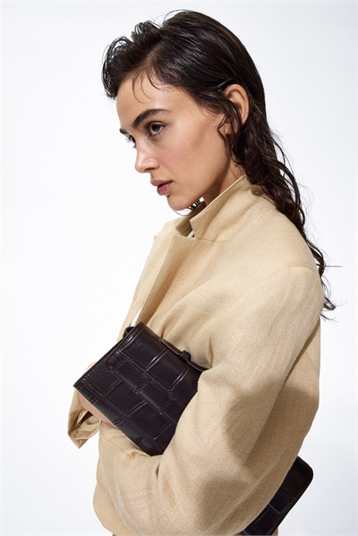 Короткий блейзер артикул 1323638005