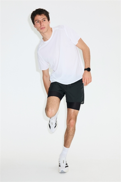 Легкая охлаждающая футболка для бега артикул 1323814006