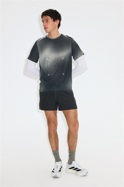 Легкая охлаждающая футболка для бега артикул 1323814008