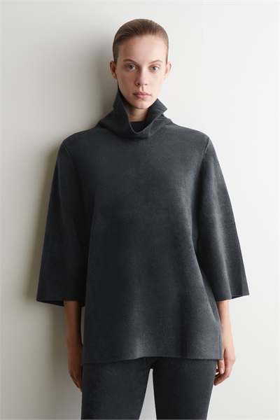 Джемпер с вороненым вырезом из синельной ткани артикул 1295684002