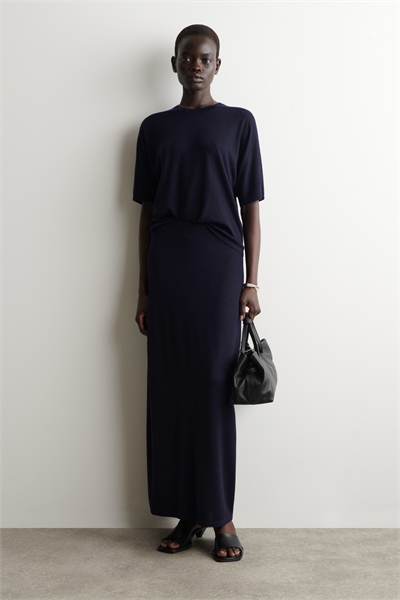 Юбка-миди из мериносовой шерсти с закругленным низом артикул 1331968001