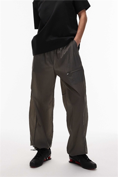 Практичные брюки с парашютными вставками артикул 154889273