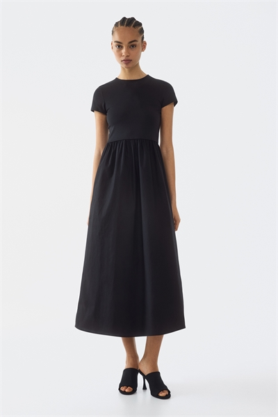 Платье-макси с короткими рукавами артикул 1295352002