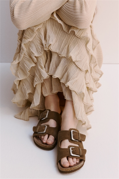 Замшевые сандалии артикул 1274512002