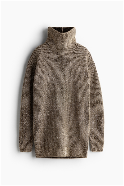 Блестящее платье из пушистого трикотажа артикул 1249225001