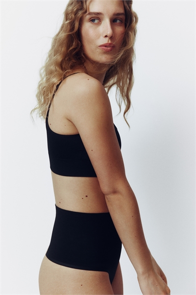 2-пачка трусов-стрингов средней формы артикул 1316290001