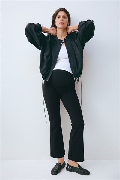 Брюки MAMA с расклешенным кроем из интерлока артикул 1322704001