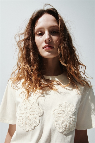 Футболка с аппликацией артикул 1329550003