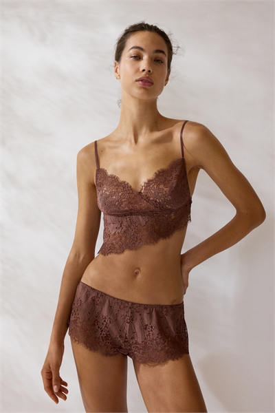 Кружевные трусики-шортики артикул 1330664001